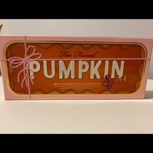 Too Faced Pumpkin Spice Eye Shadow Palette 2020